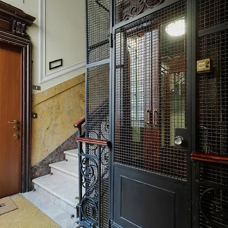 Luxury & Liberty Duomo * Milaan
